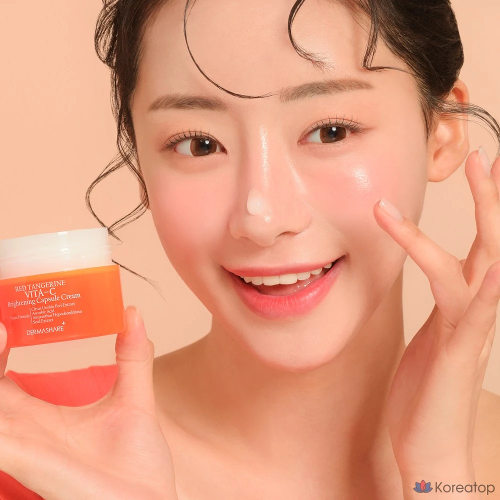 Крем Dermashare Vegan Red Orange Vitamin C Brightening Capsule Cream, 50 мл, 1 шт.