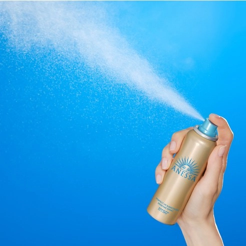 Anessa Perfect UV Солнцезащитный спрей для ухода за кожей SPF50+ PA++++, 60 г