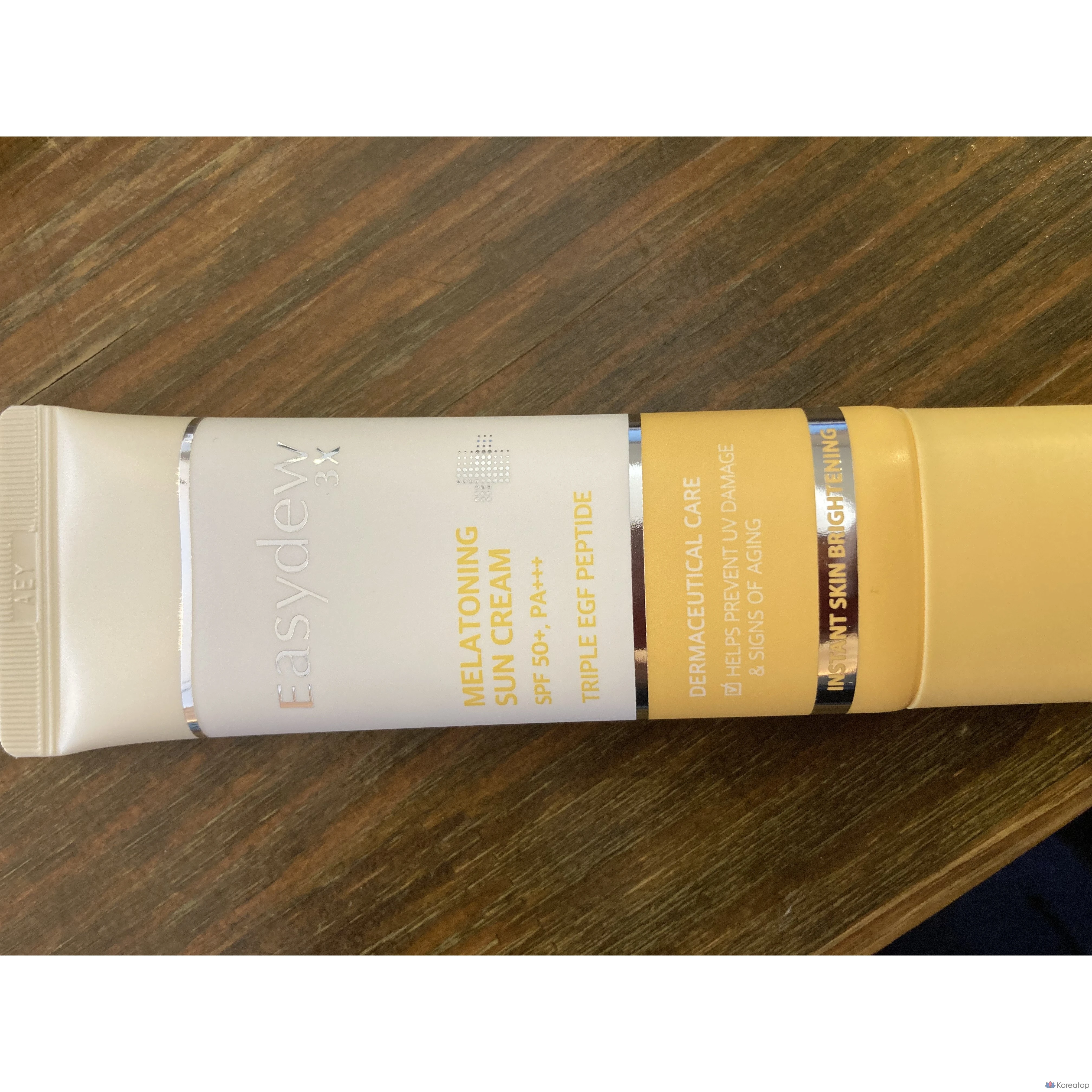 Солнцезащитный крем Easydew Melatoning Sun Cream SPF 50+ PA+++, 45 мл, 1 шт.