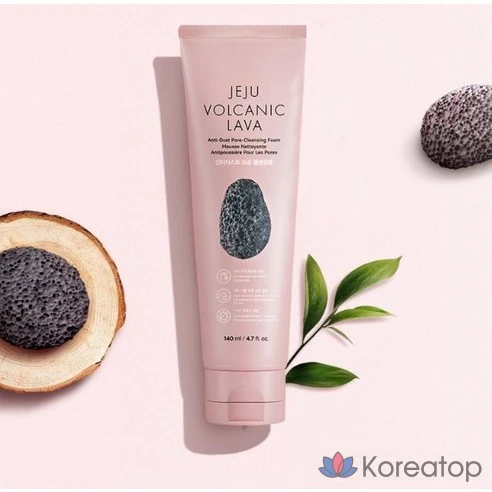Очищающая пенка для умывания с экстрактом вулканической почвы Чеджу The Face Shop