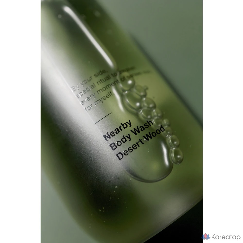 Гель для душа Hersteller Nearby Desert Wood Body Wash, аромат Woody, 300 мл, 1 шт.