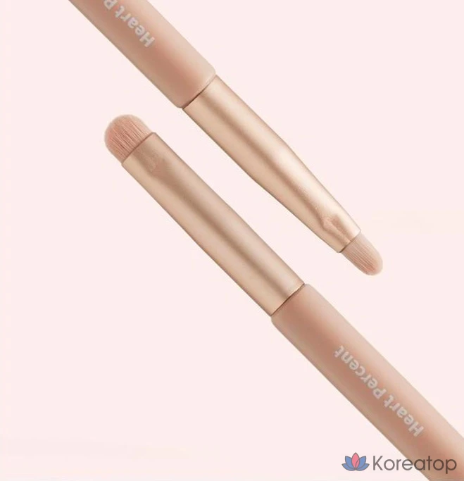 Двусторонняя кисточка для губ Heart Percent, 1 шт.