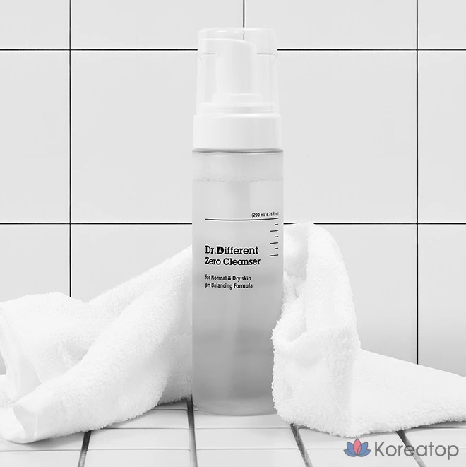 Очищающее средство Dr. Different Zero для нормальной и сухой кожи, 200 мл, 1 шт.