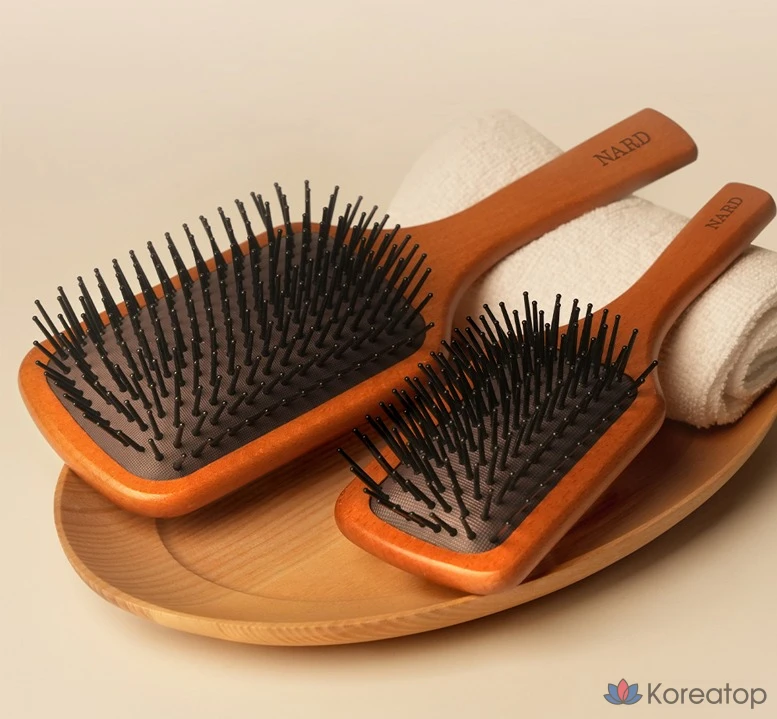 Набор кистей для стрижки маргарин Bouquet Garni NARD Paddle Brush L, разные цвета, 1 шт.