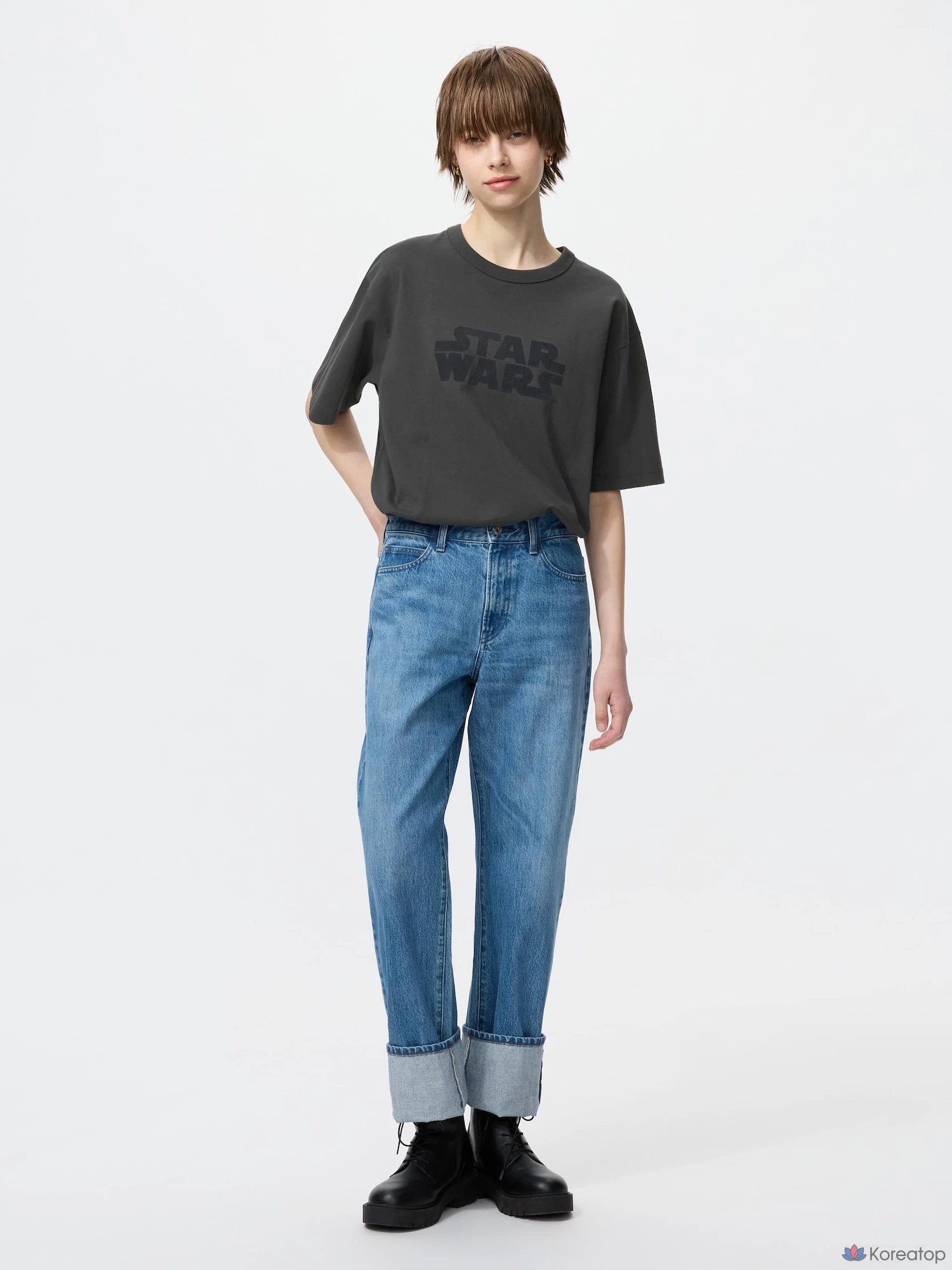 Футболка Uniqlo MAGIC FOR ALL ICONS UT Graphic T 1G