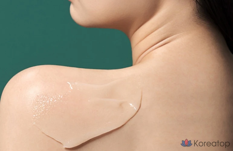 Скраб для тела Illiyoon Cica Acne Clear Peeling Body Scrub с ароматом цитрусовой мяты, 200 г, 1 шт.