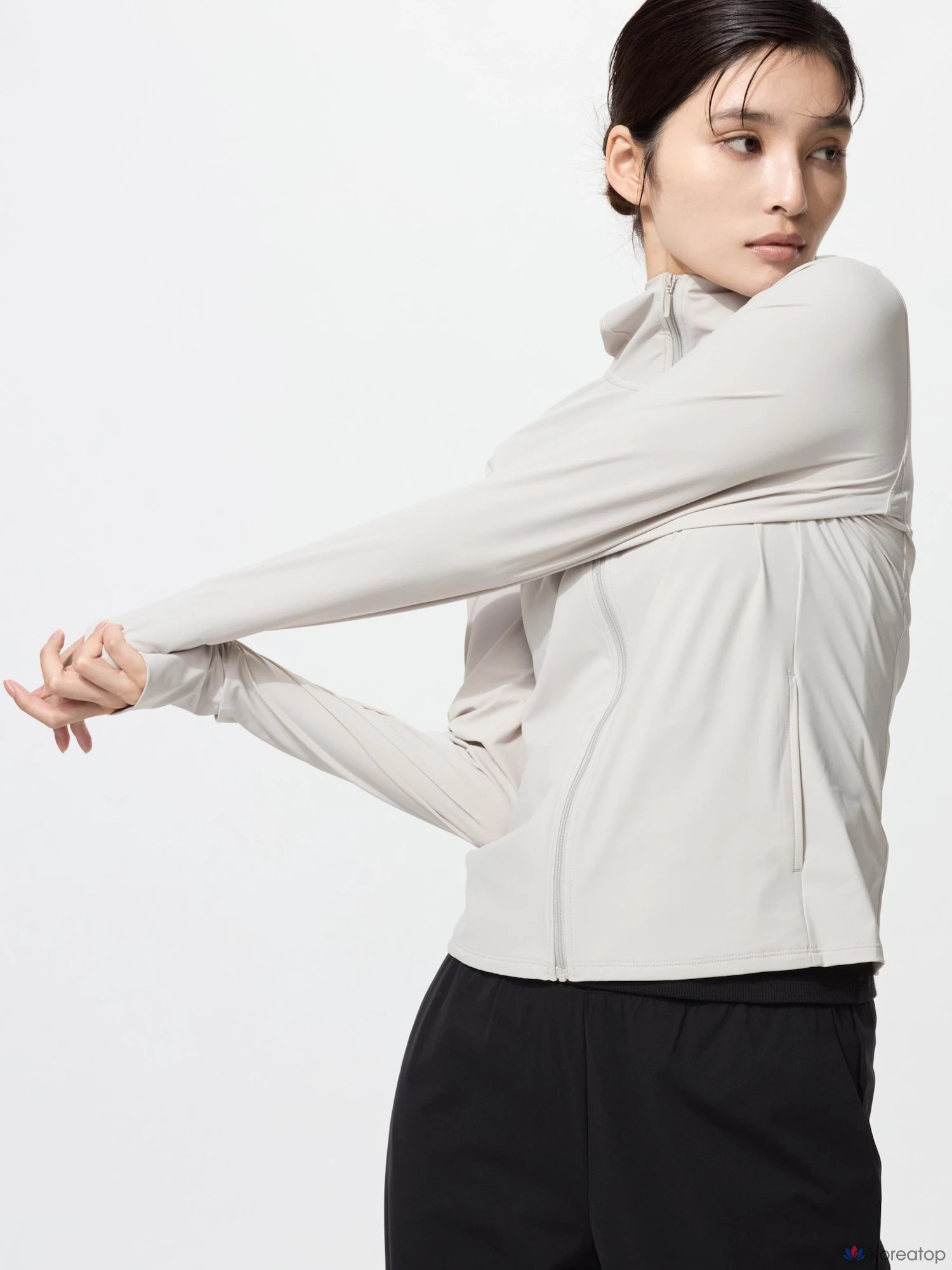 Худи на молнии Uniqlo Ultra Stretch AIRism UV Protection Full-Zip