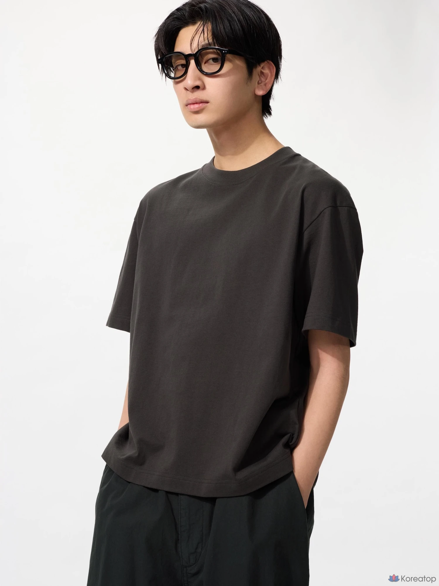 Футболка Uniqlo Boxy Crop T