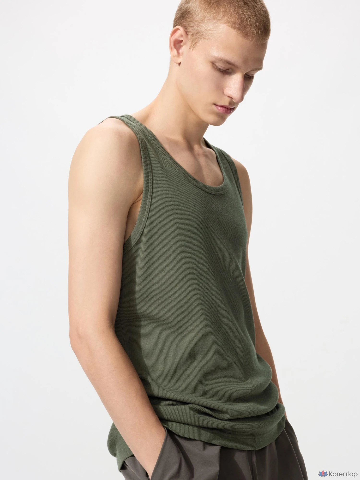 Топ Uniqlo Dry Rib Tank Top
