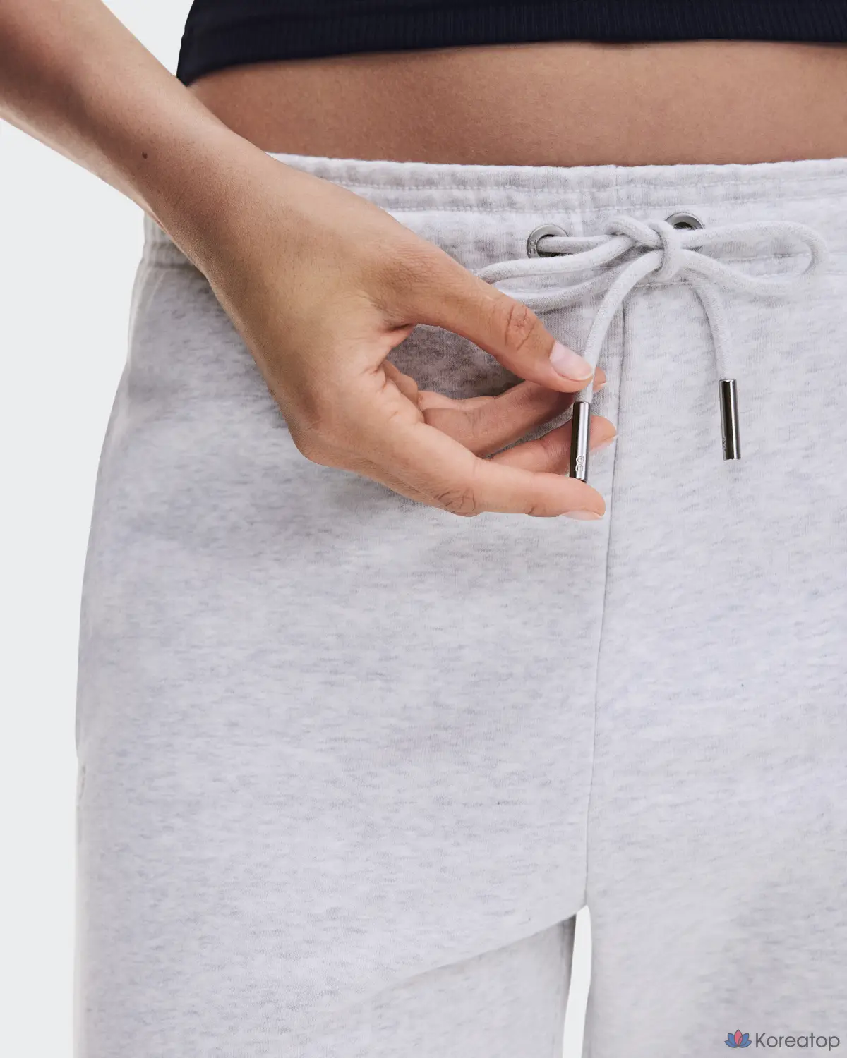 Брюки ON Club Collective Pants