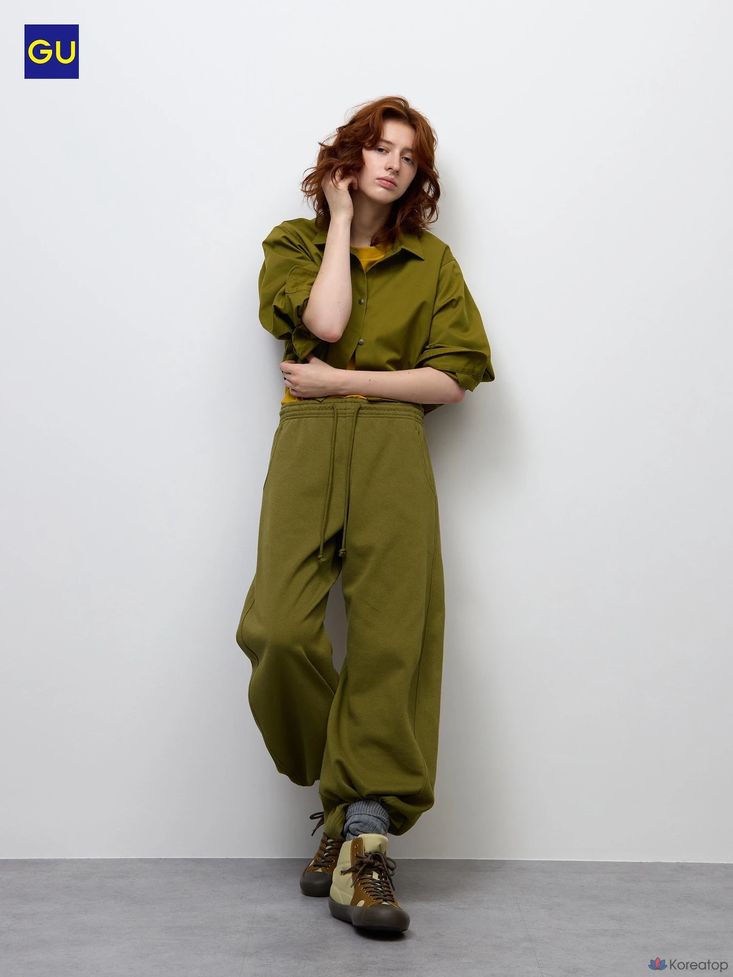 Брюки Uniqlo Sweat 3D Barrel Pants
