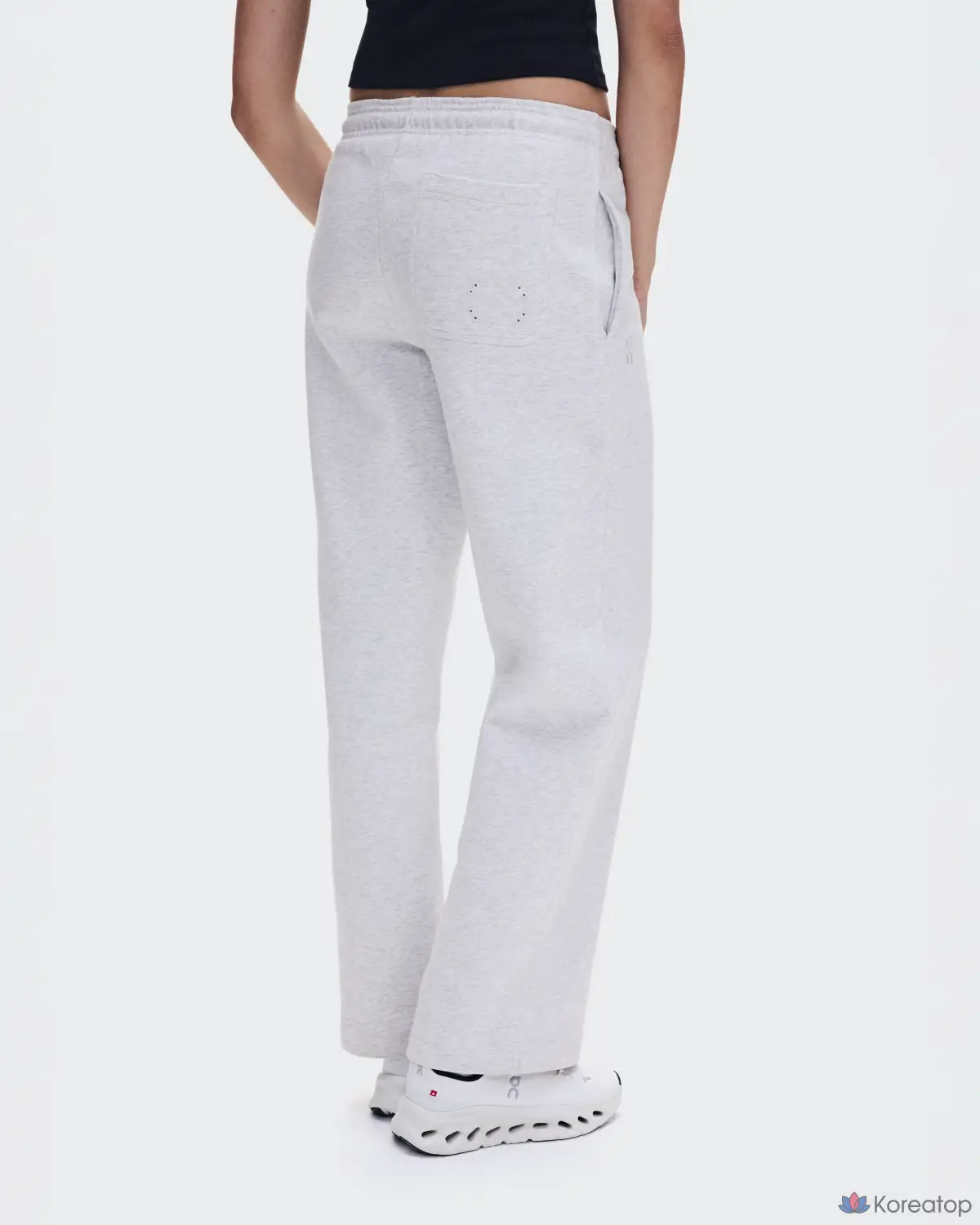 Брюки ON Club Collective Pants