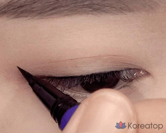 Подводка для глаз BBIA Never Die Brush Eyeliner, 0,4 г, матовый черный, 1 шт.