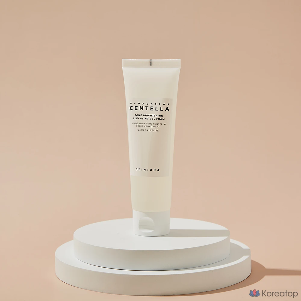 Очищающий гель-пенка Skin1004 Madagascar Centella Tone Brightening Cleansing Gel Foam, 125 мл, 1 шт.
