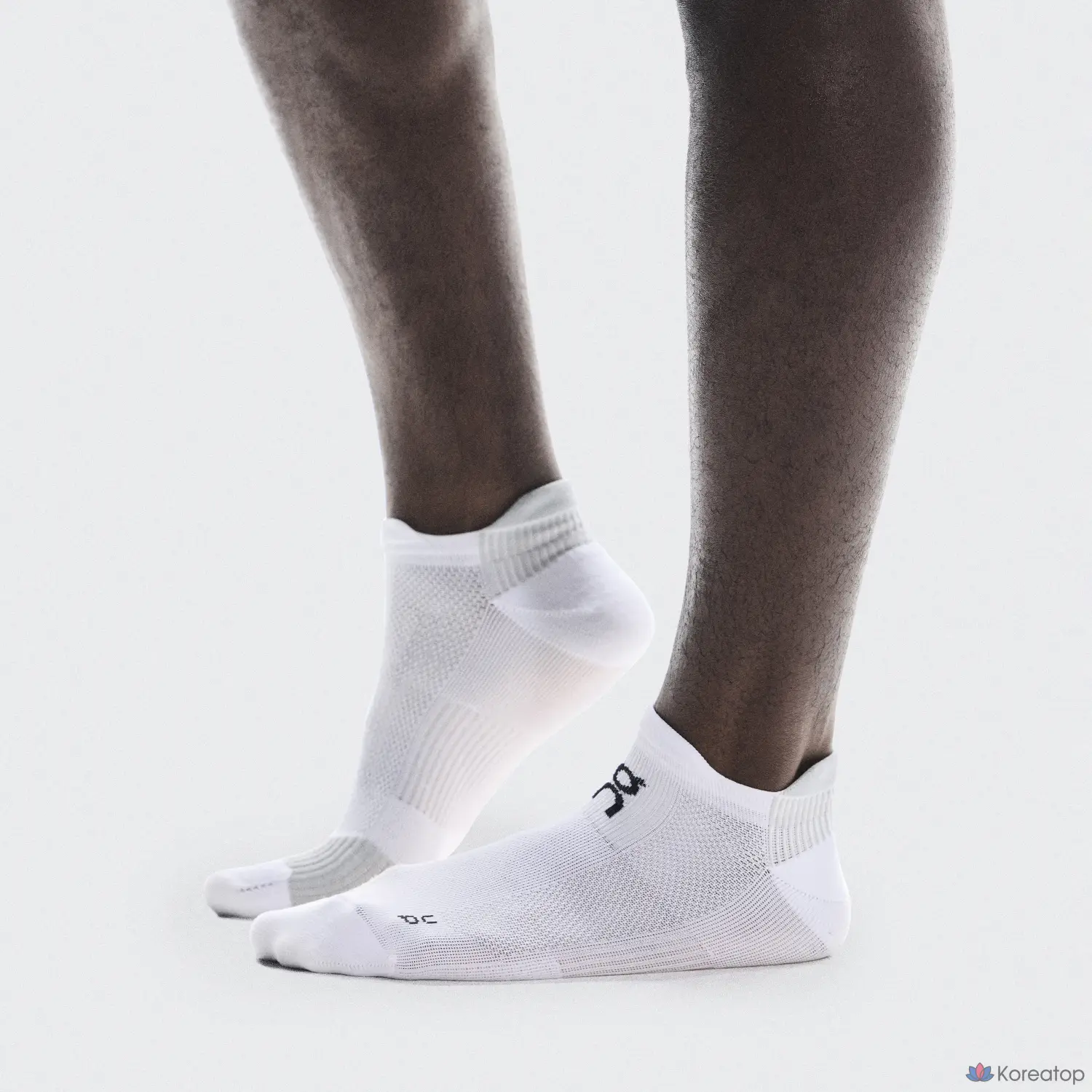 Носки ON Performance Run Sock Low
