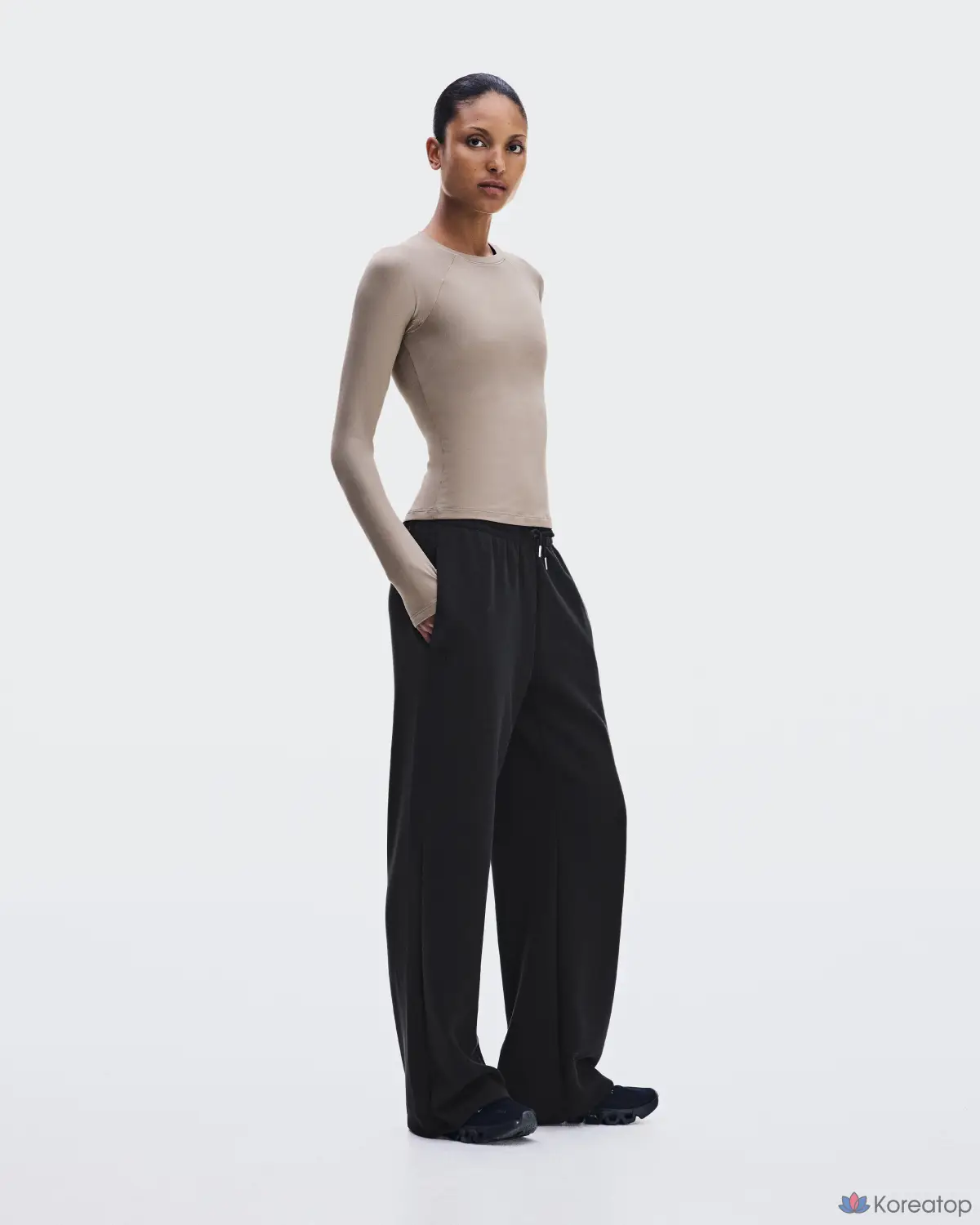 Брюки ON Studio Pants Wide