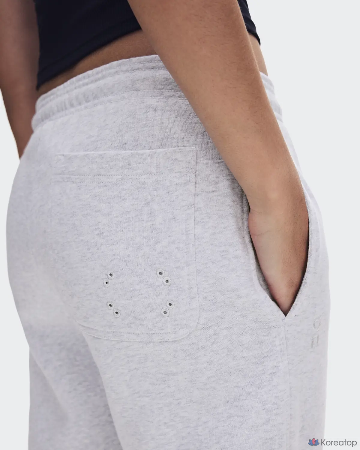 Брюки ON Club Collective Pants