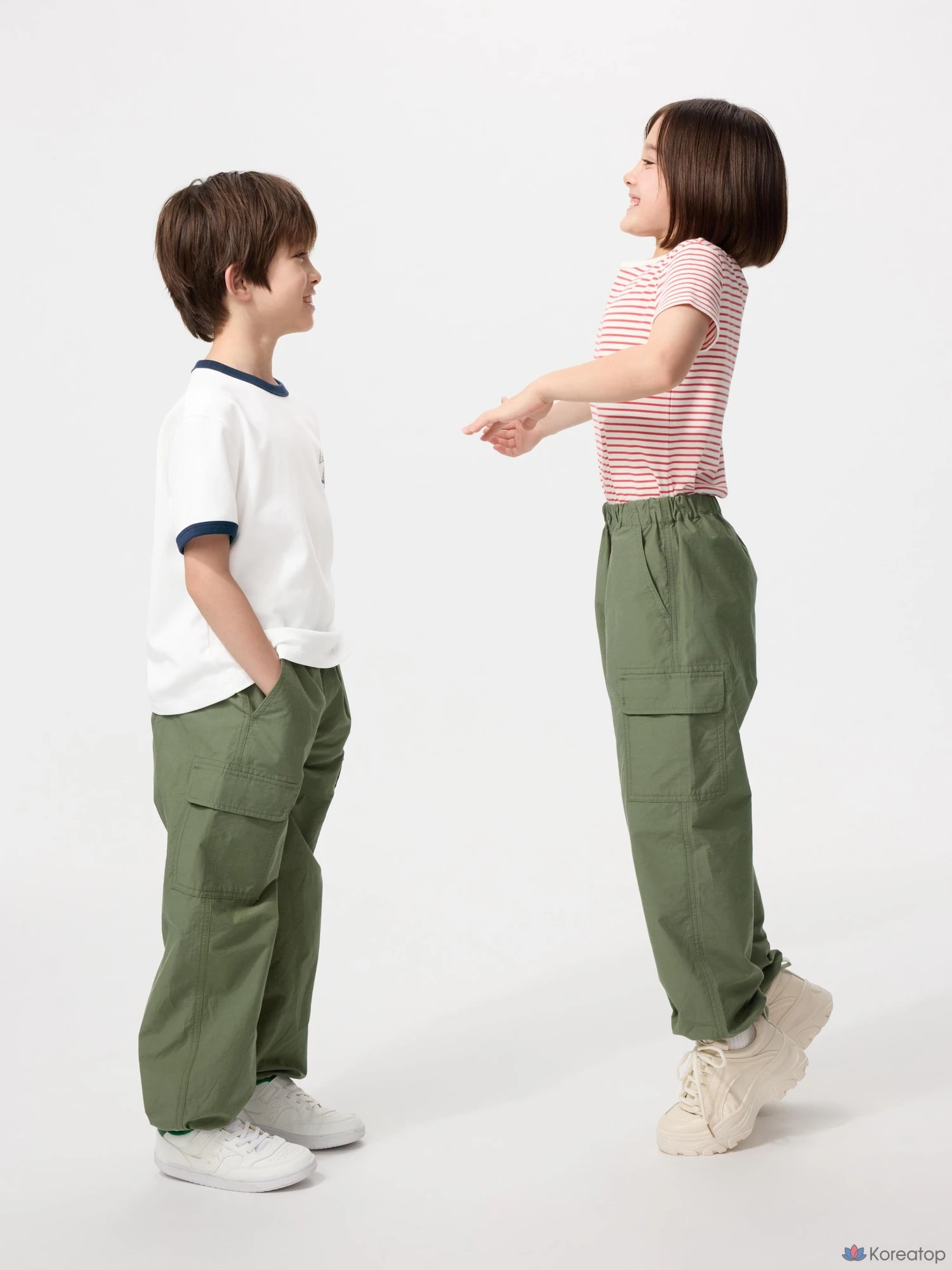 Брюки детские Uniqlo Cargo Jogger Pants, однотонные