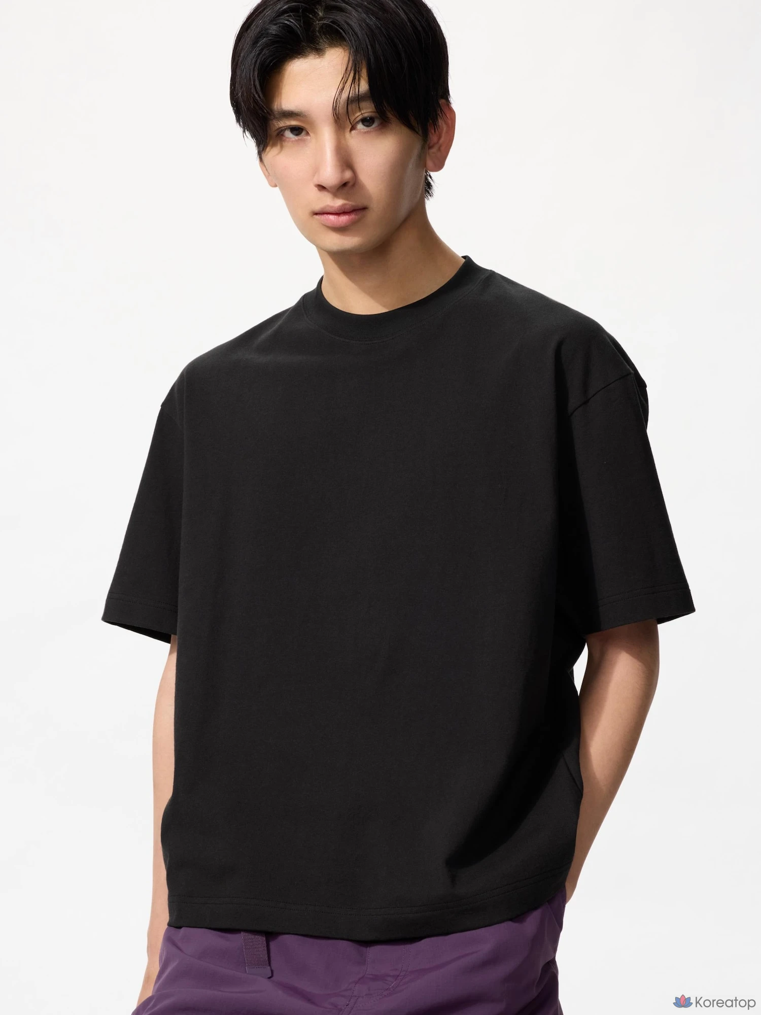 Футболка Uniqlo Boxy Crop T