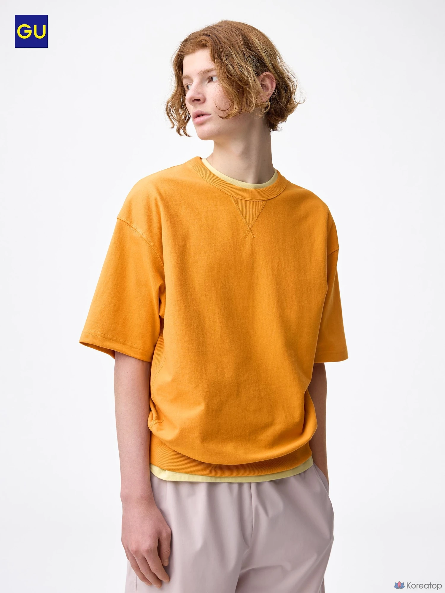 Футболка Uniqlo Sweat Look T