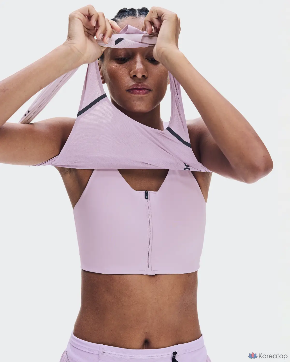 Бюстгальтер ON Endurance Bra Zip
