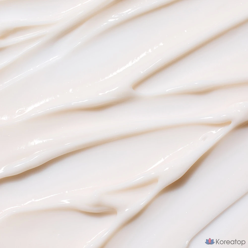 Крем Innisfree с гиалуроновой кислотой и экстрактом зеленого чая, 30 мл, 1 шт.