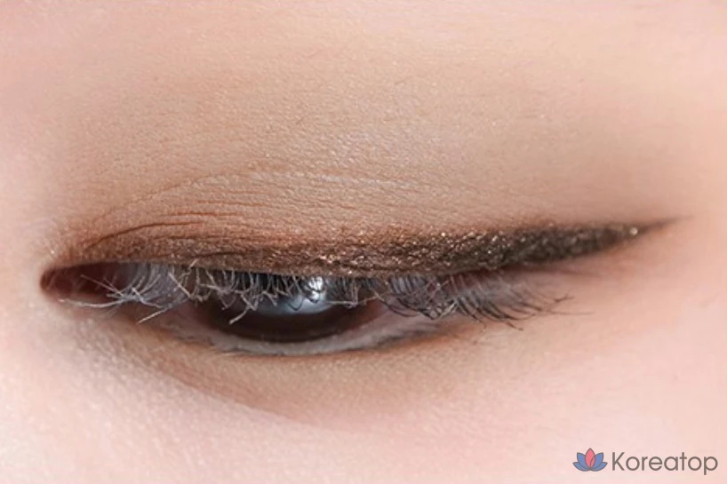 Палетка теней ROM&amp;ND Better Than Eyes, M02, сушеные цветки гречихи, 1 шт.