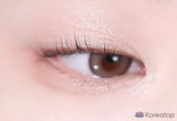 Однотонные мерцающие тени для век The Saem Saemmul, BE01 Sugar, 1 шт., фото 3