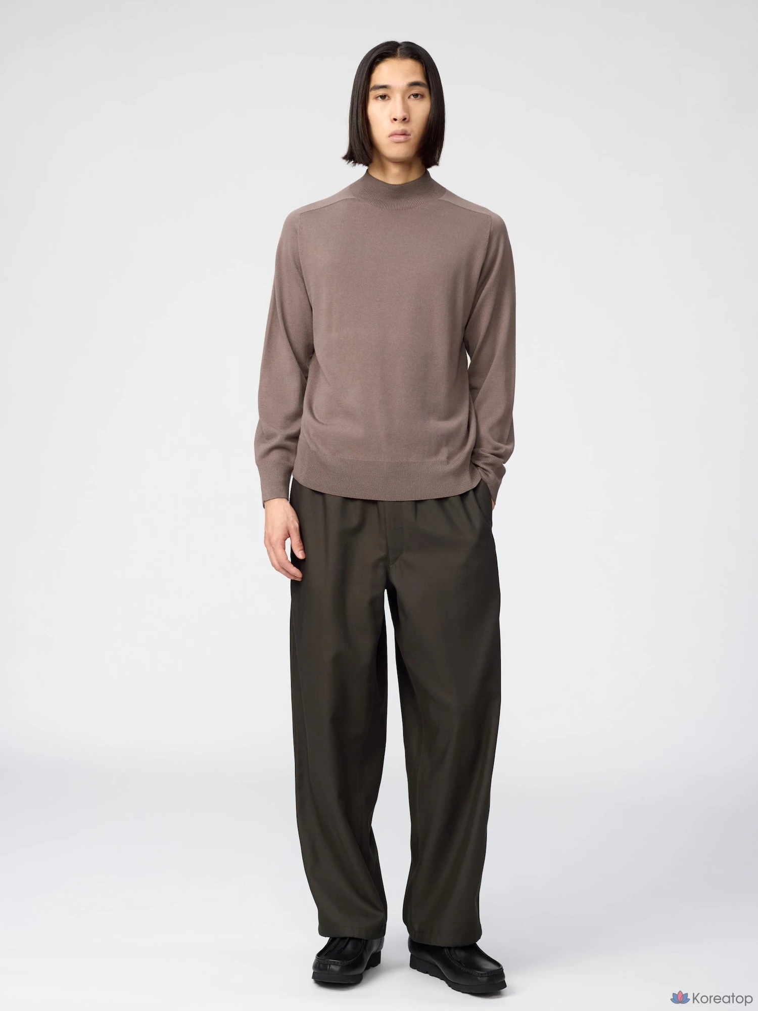 Свитер Uniqlo 3D Knit Mock Neck Sweater