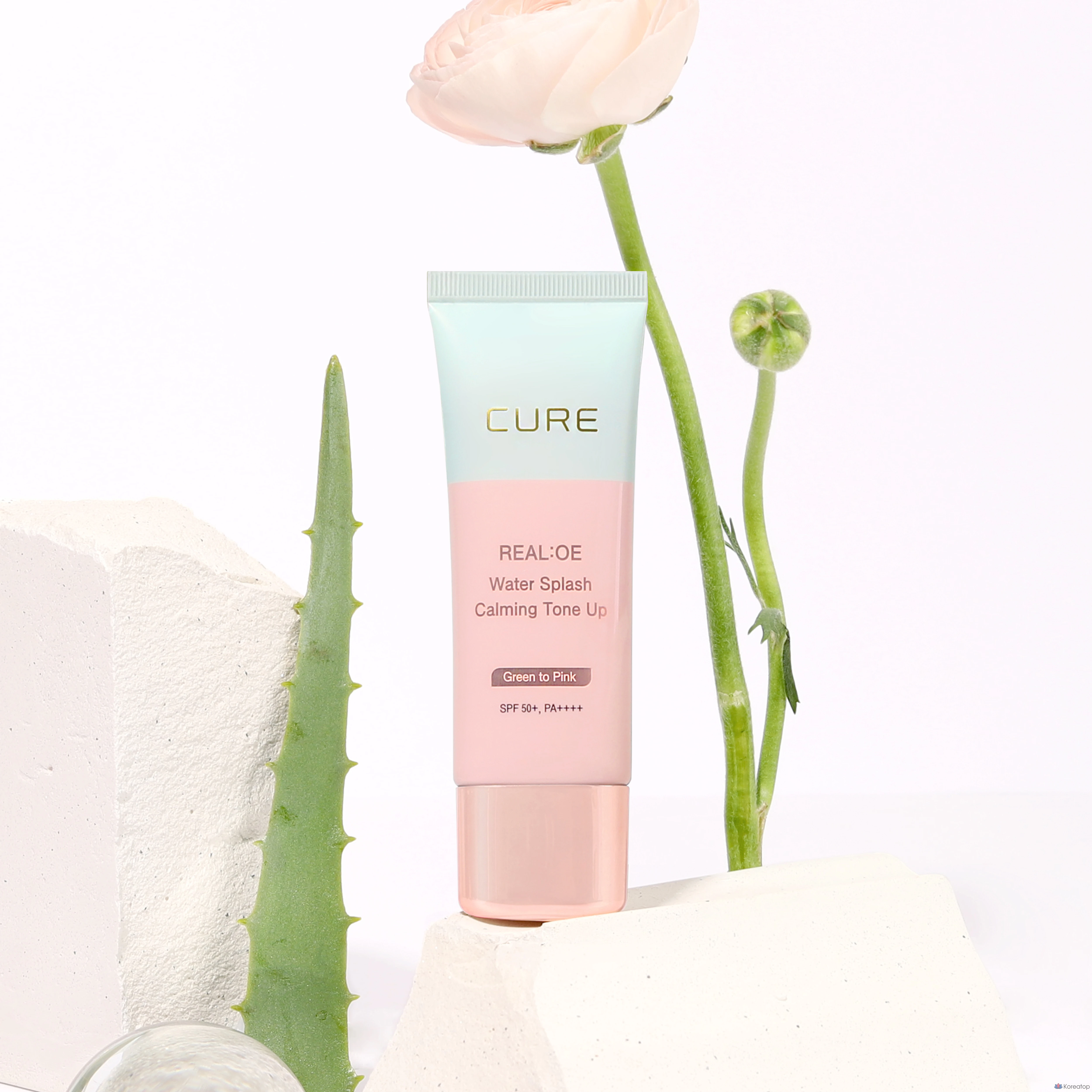 Солнцезащитный крем KIM JEONG MOON Aloe Lasence Loe Cure Realoe Water Splash Calming Tone-Up Sunscreen SPF50+ PA++++, 40 г, 1 шт.