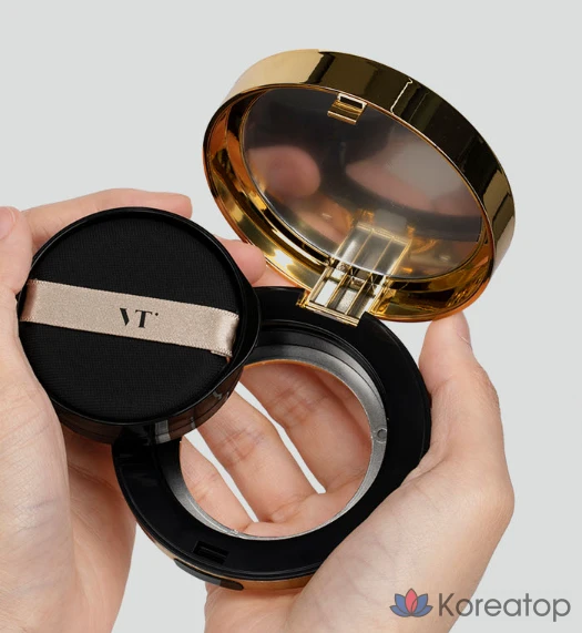 Тональный кушон VT Cosmetics Essence Skin Gold Glow Foundation Pact, оттенок 21 Beige, 12 г, 1 шт.