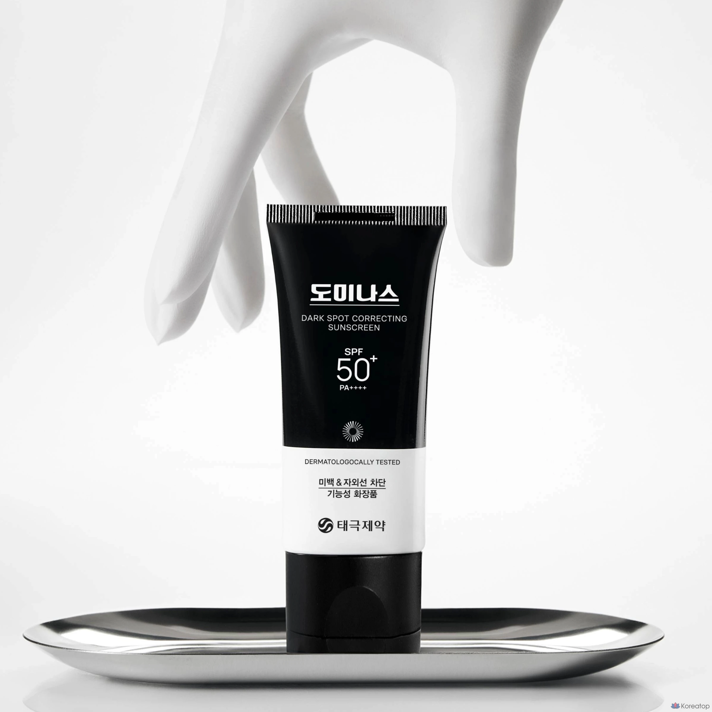 Солнцезащитный крем Dominas для коррекции пигментных пятен SPF50+ PA++++, 1 шт., 30 мл, фото 4