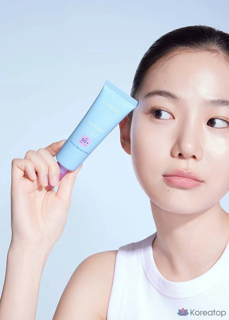 Солнцезащитный крем LANEIGE Water Bank Blue Tone Up Sun Cream SPF 50+ PA ++++, 50 мл, 1 шт.