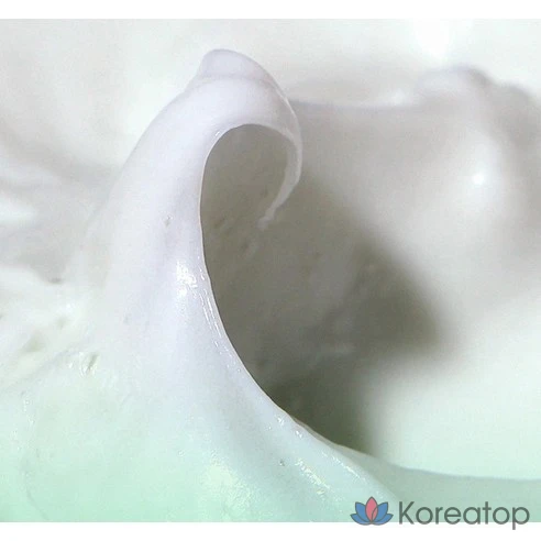 Очищающая пенка Dr.G Red Blemish Cica Cleansing Foam