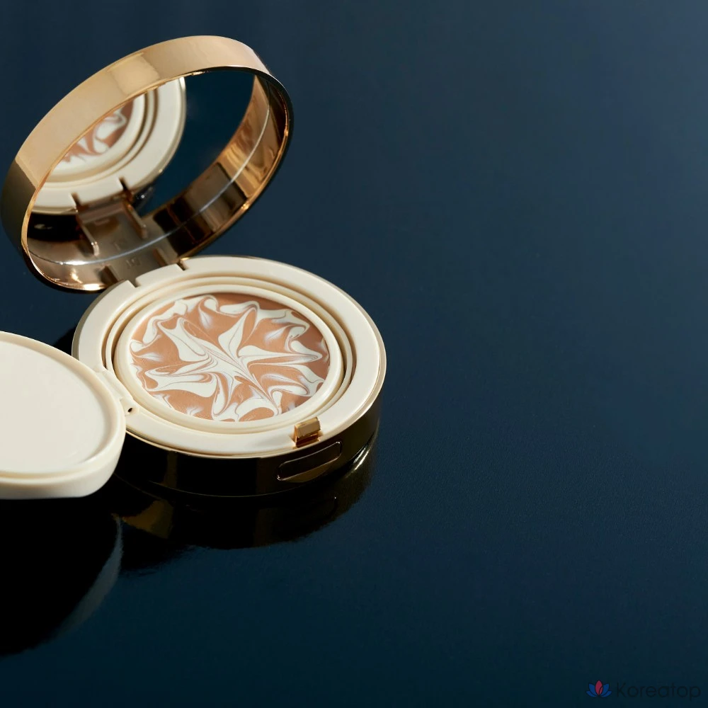 Тональный крем-эссенция Elensilia Escargot с эффектом маскировки недостатков и разглаживания морщин, 1 шт., 21 г.