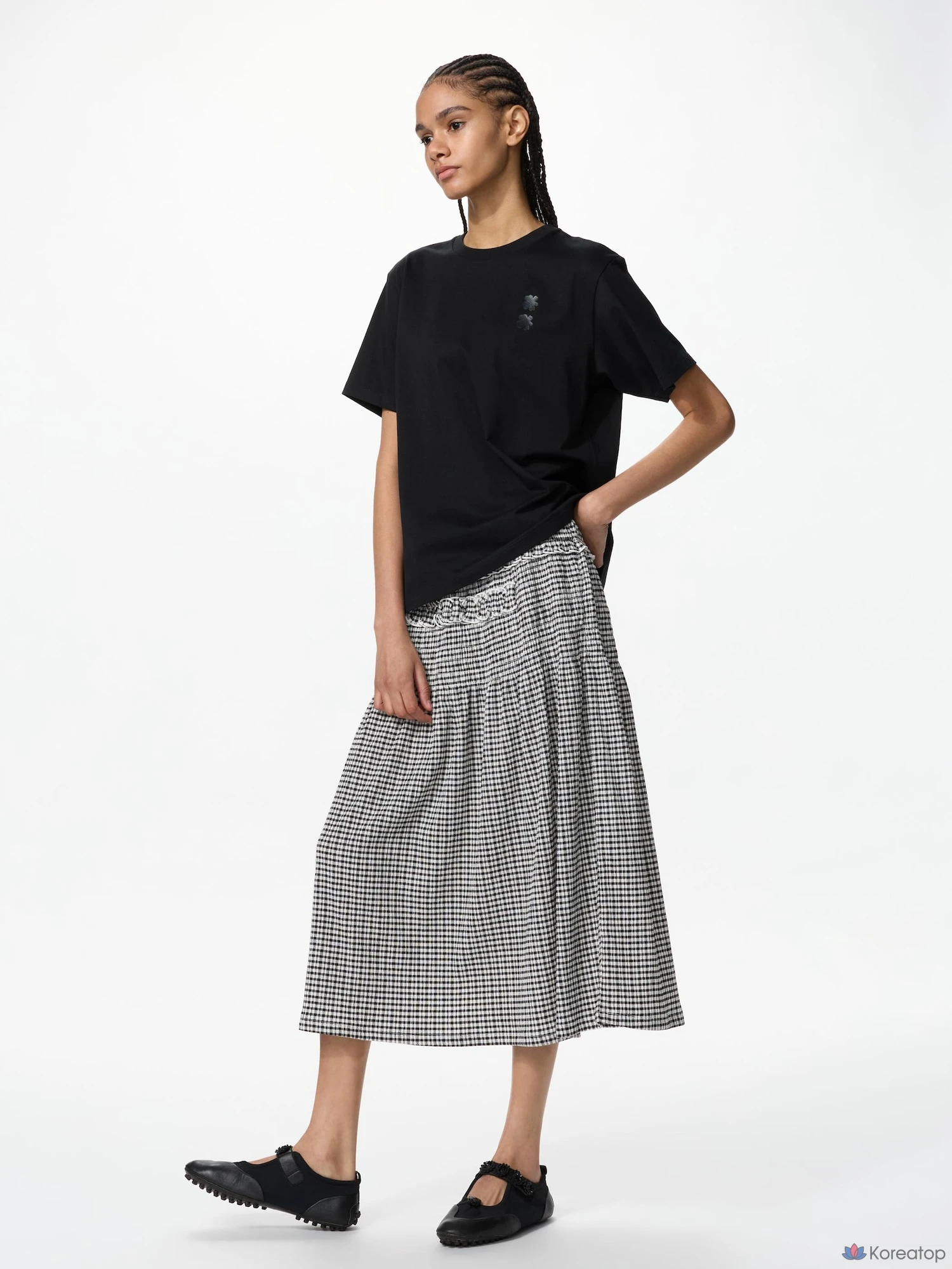 Футболка Uniqlo Graphic T A