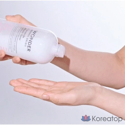 Тонер для лица увлажняющий с центеллой и церамидами Tony Moly Wonder Ceramide Mochi Toner, 500 мл