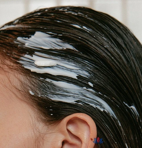 Парфюмерная маска для волос HETRAS Silky Perfume Hair Treatment Hotel Wood, 1 шт., 1,013 л