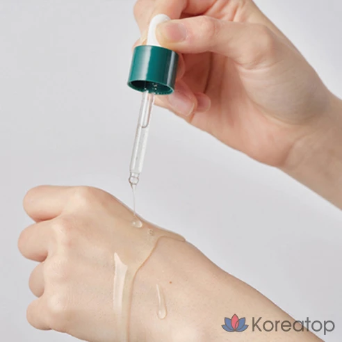 Ампула с экстрактами сосны и центеллы для проблемной кожи Round Lab Pine Calming Cica Ampoule, 30 мл