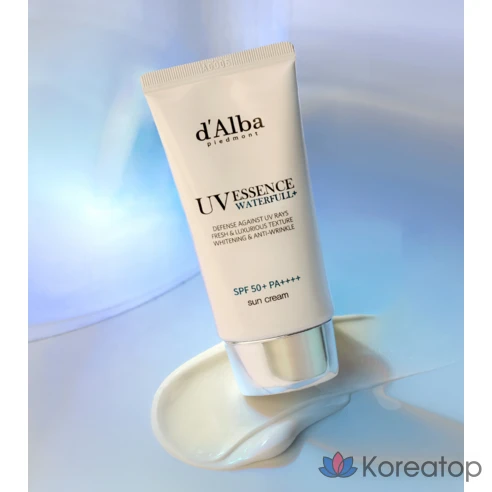 Ультралёгкий солнцезащитный крем для лица D&#039;alba Waterfull Essence Sun Cream SPF50+ PA++++, 50 мл