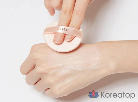 Увлажняющая подушка AHC Aura Secret Tone Up Cushion Refill SPF30 PA++, светло-розовый, 15 г, 1 шт