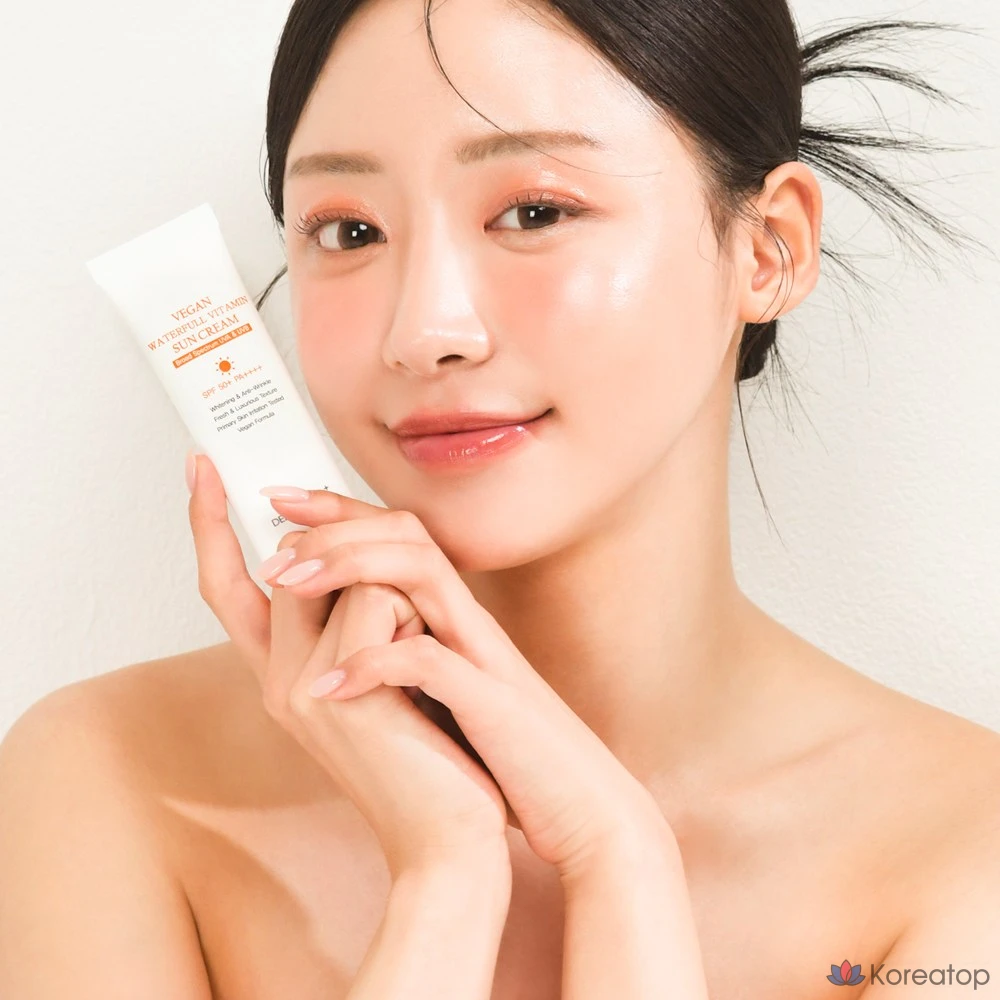 Солнцезащитный крем Dermashare Waterful Vitamin Sunscreen SPF50+ PA++++, 50 г, 1 шт.