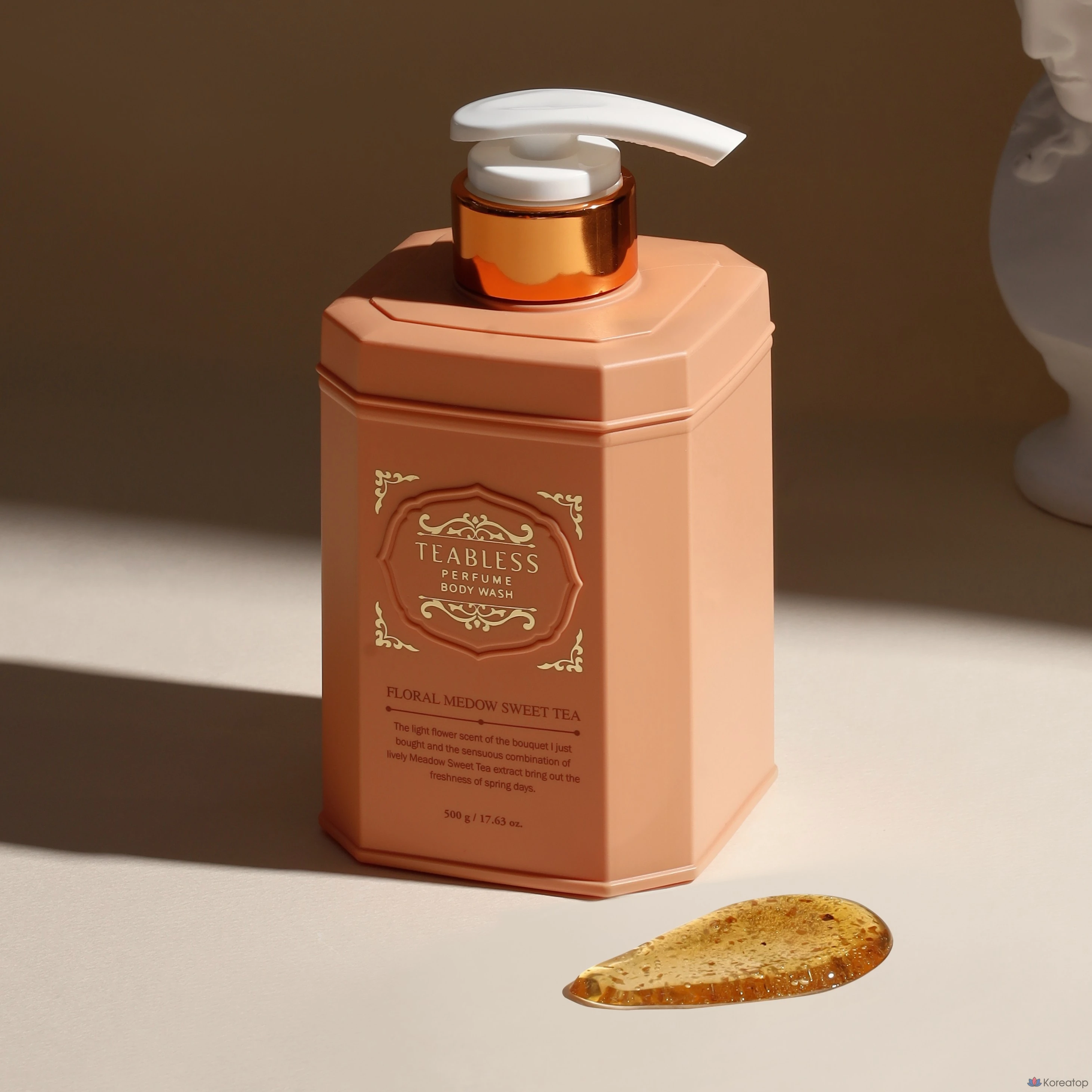 Гель для душа TEABLESS с ароматом сладкого чая и цветочным ароматом, 500 г, 1 упаковка.