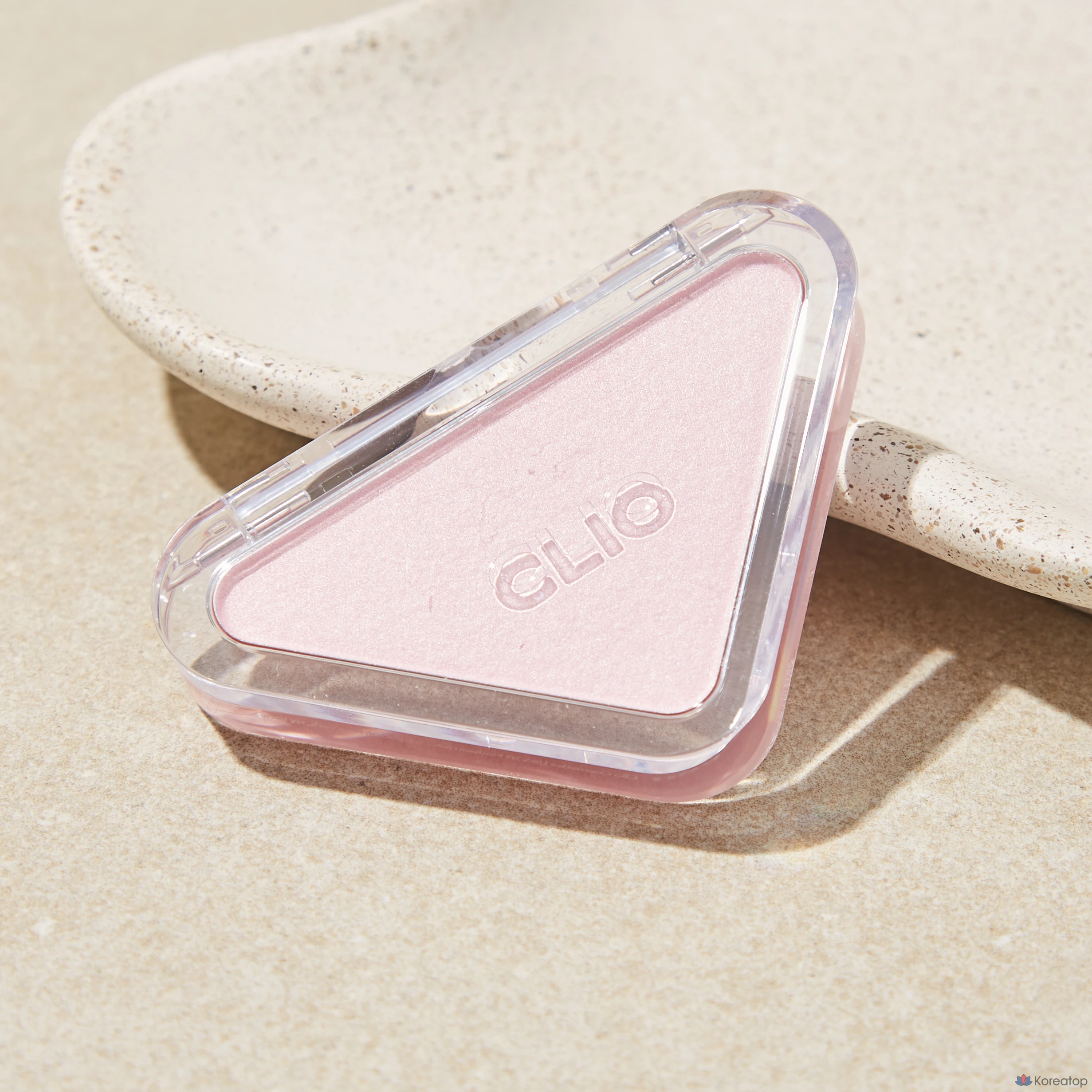 Румяна Clio Essential Blush Tap, оттенок M102 Chiffon Pink, 3 г, 1 шт.