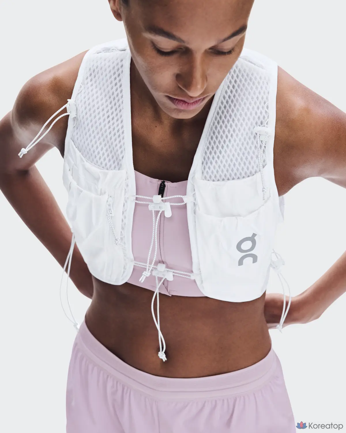 Бюстгальтер ON Endurance Bra Zip