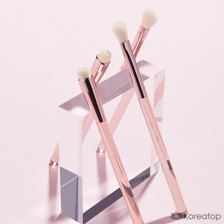 Кисть для макияжа кончиков пальцев Vanillaco, 1 шт., розовая