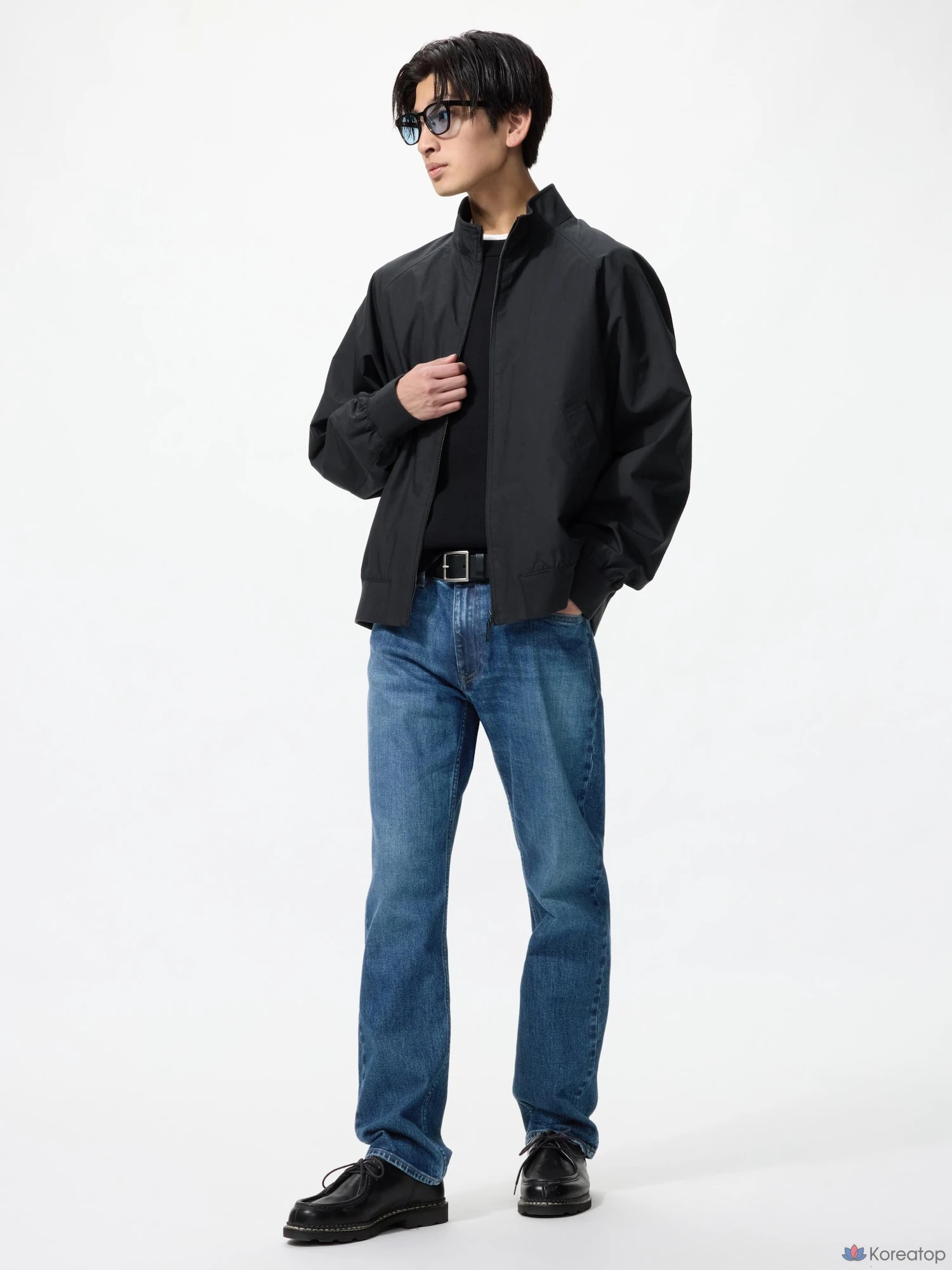 Джинсы Uniqlo Slim Straight