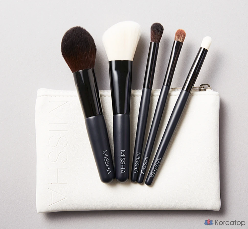 Набор мини-кистей Missha Artistool To Go