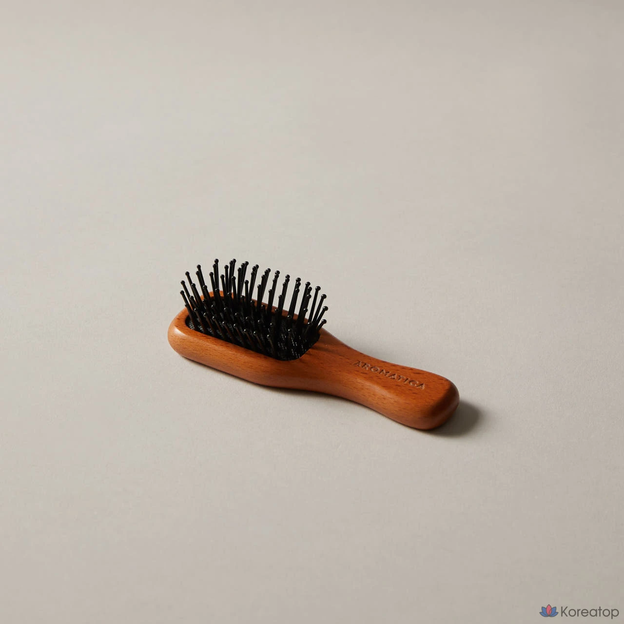 Деревянная щетка для волос Aromatica, маленькая, из дерева, 1 шт.