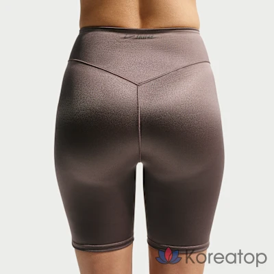 Велошорты женские Nike Skims Satin Shine Mid-Rise 7-Inch Bonded Biker Shorts, фото 3